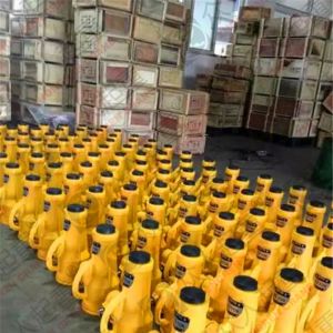 ���ؙC����