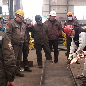 ɽ�|���x���ؙC(j��)е���޹�˾���������a(ch��n)Ʒ�|(zh��)������Ƹ�������F(xi��n)��(ch��ng)ָ��(d��o)