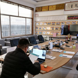 ���Զ�Ŀ��(bi��o)��ȡ���е�������ɽ�|���x���ؙC(j��)е���޹�˾�_��ҕ�l��ԇ����